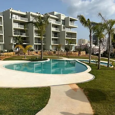 300 M Mer-5 Personne Portimão