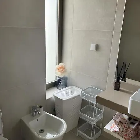 300 M Mer-5 Personne Apartment Portimao