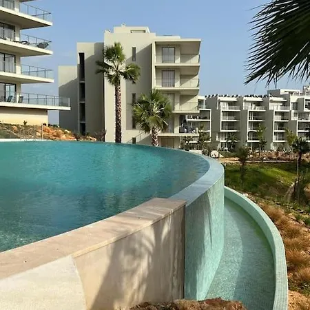 300 M Mer-5 Personne Apartment