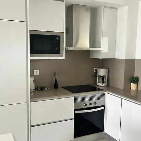 Apartment 300 M Mer-5 Personne *